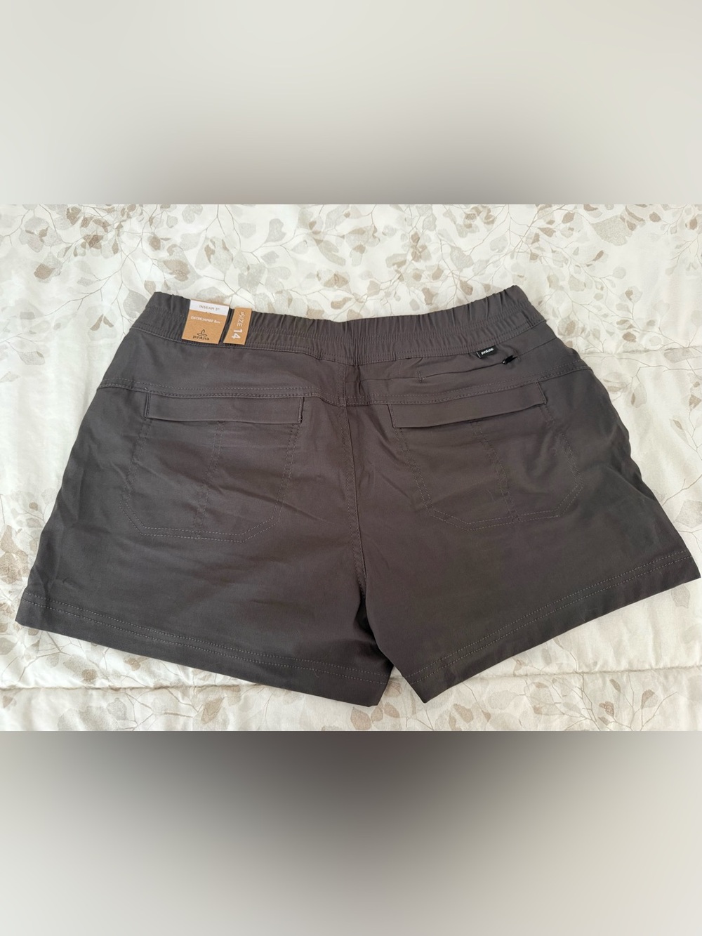 Prana dark iron gray Halle e-waist short II pull up travel hike shorts 🆕 NWT